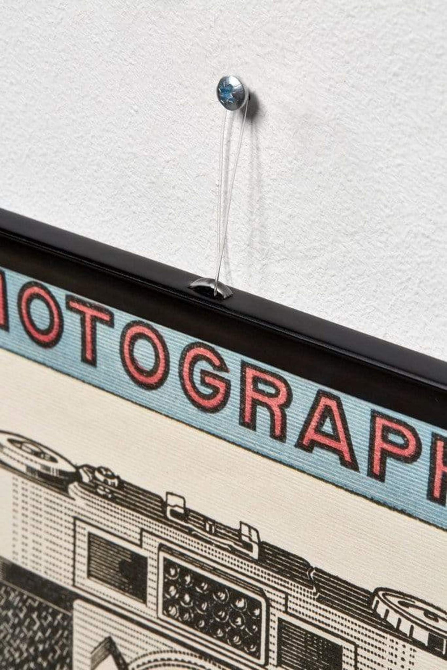Posterhänger 80cm Schwarz - Posterleiste mit Aufhängauge