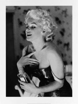 Kunstdruck Ed Feingersh - Marilyn Monroe Chanel No.5 60x80cm